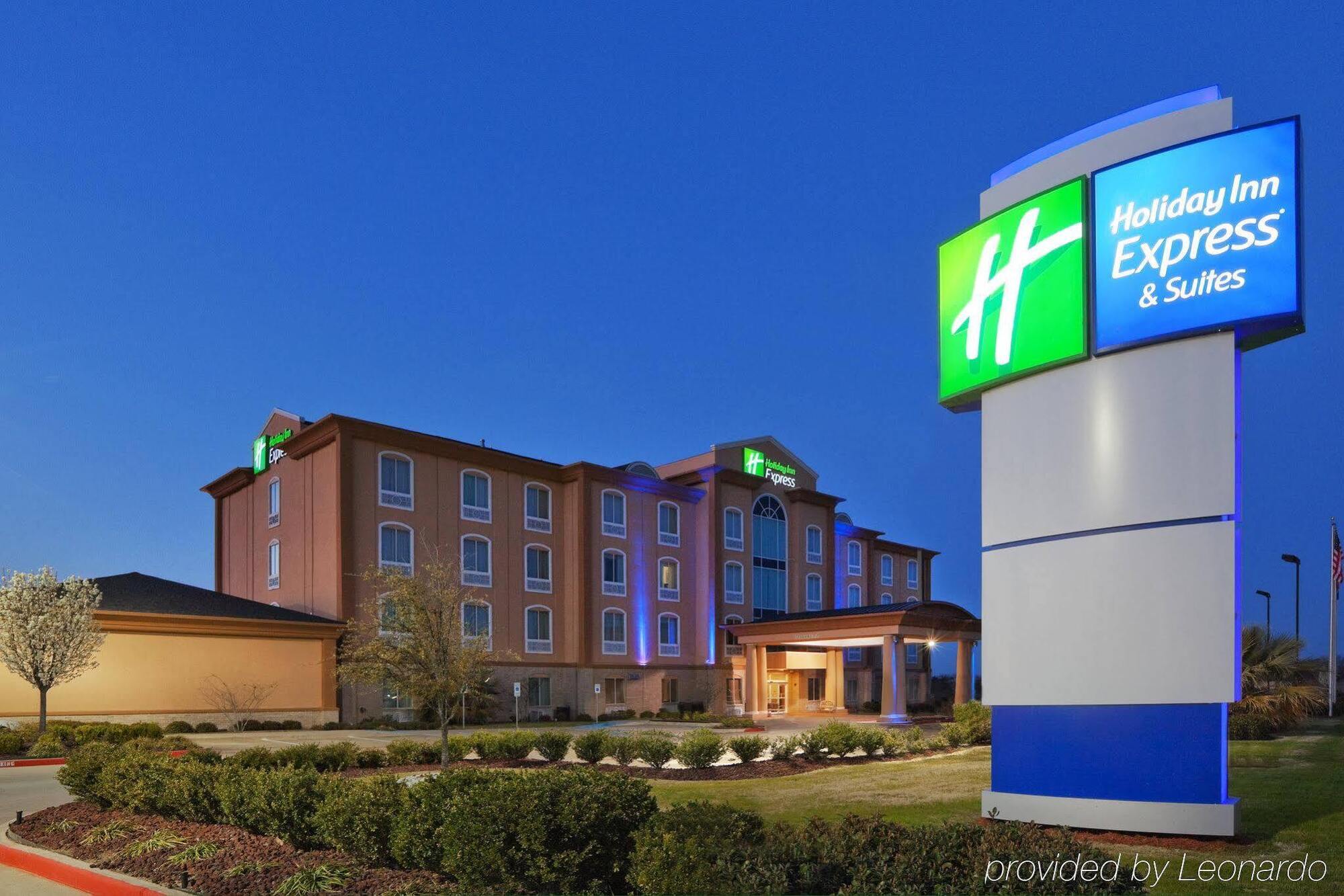 Holiday Inn Express Hotel And Suites Corsicana I-45, An Ihg Hotel Exterior foto